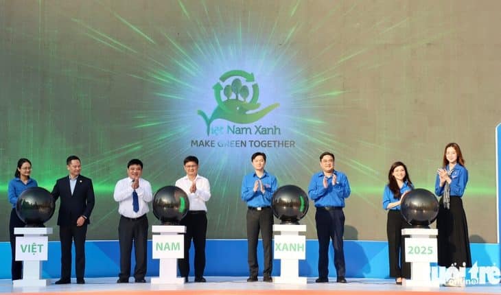 tuoi-tre-tp-hcm-buoc-vao-thang-thanh-nien-2025-6522-2