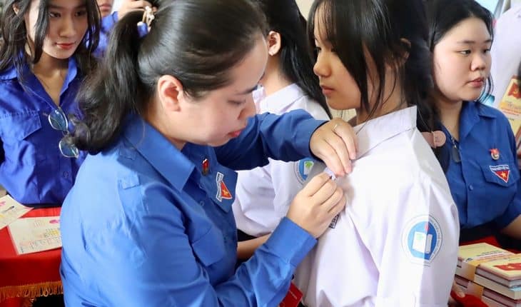 tuoi-tre-tp-hcm-buoc-vao-thang-thanh-nien-2025-6522-7