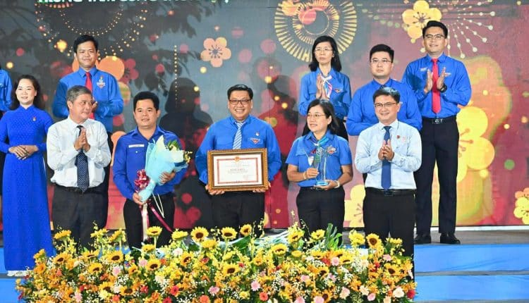 trao giải thưởng Hồ Hảo Hớn năm 2025